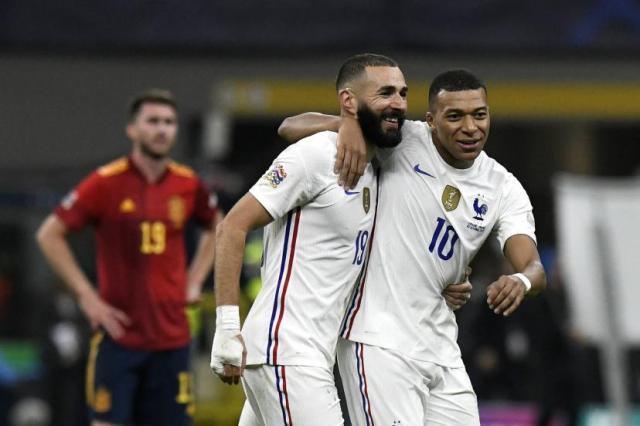 jiuyou网页登录-本泽马：在皇马踢球压力巨大 姆巴佩要适应压力